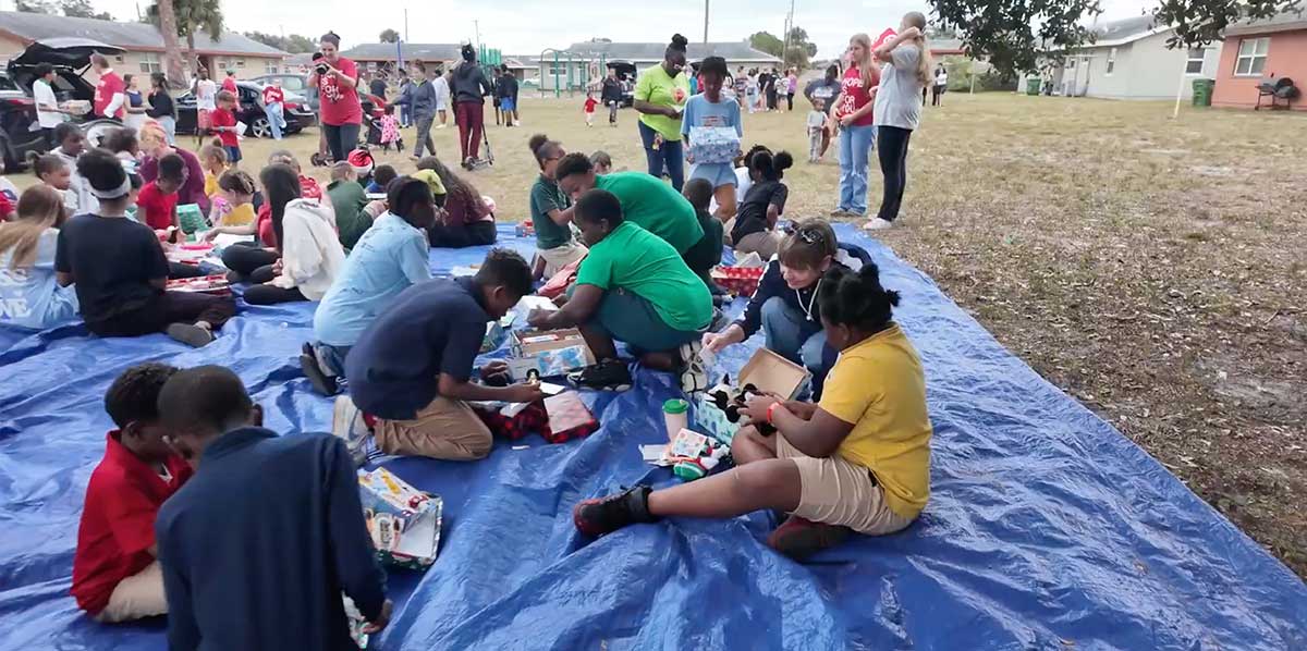 annual-shoebox-outreach-event